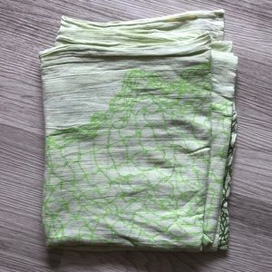 Kealopiko light and dark green pareo- NWOT